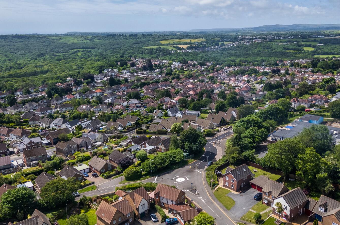 Ffordd Taliesin, Killay, Swansea, SA2 7DF